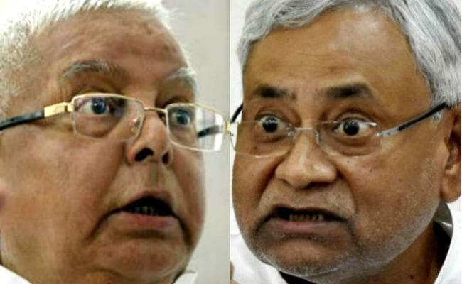 CM नीतीश ने किया ट्वीट, पूछा- जान की चिंता, माल-मॉल की चिंता, सबसे बड़ी देशभक्ति है!