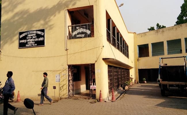 Jamshedpur : शौचालय जाना है! बेधड़क किसी होटल में घुस जायें, होटलों और रेस्तरांओं के शौचालय अब हैं सार्वजनिक शौचालय