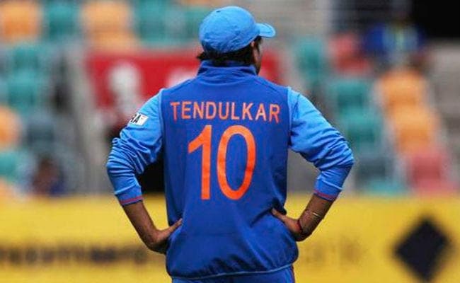 क्रिकेट की दुनिया से रिटायर हुआ सचिन तेंदुलकर का जर्सी ‘10’, अब कभी नहीं दिखेगा मैदान पर