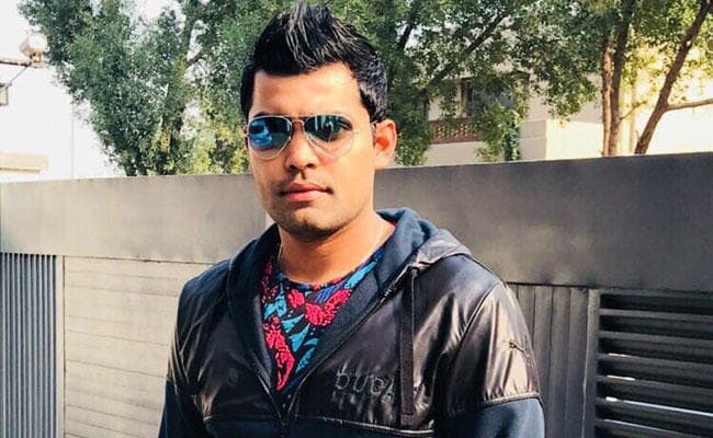 OMG : इस पाक क्रिकेटर को जिंदा रहते दे दी गयी श्रद्धांजलि, वीडियो जारी कर बताया - मैं भी जिंदा हूं