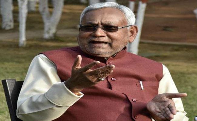 CM नीतीश कुमार के तरकश से लगातार तीसरे दिन निकला तीसरा ट्वीट, निशाने पर कौन?