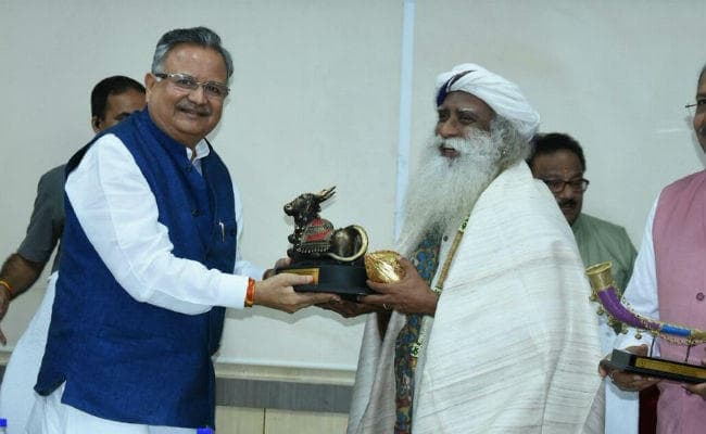 क्या रमन सिंह चौथी बार छत्तीसगढ़ का सीएम बनने के लिए ले रहे हैं टोटके का सहारा ?