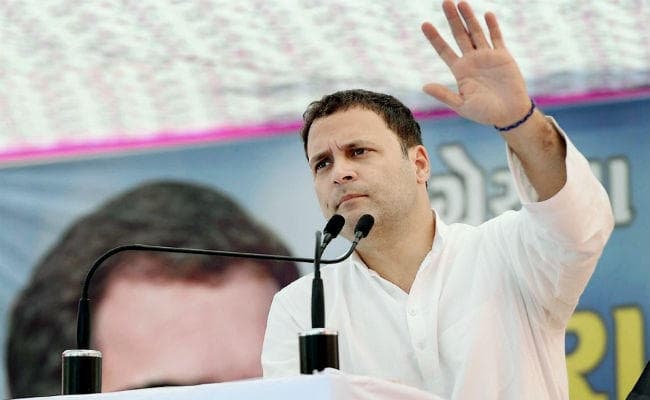 गुजरात के किसानों से राहुल का वादा, राज्य में कांग्रेस की सरकार बनी तो पूरा ऋण माफ
