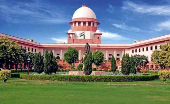 दागी नेताओं को राजनीतिक दल का नेतृत्व करने से रोकने की मांग संबंधी याचिका पर केंद्र को नोटिस