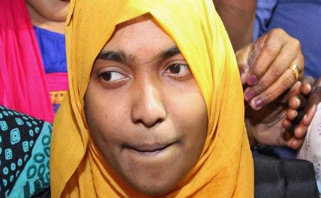 केरल लव जेहाद : एनआईए जांच में हुआ खुलासा, हादिया के पति का शादी से पहले आईएस से था रिश्ता