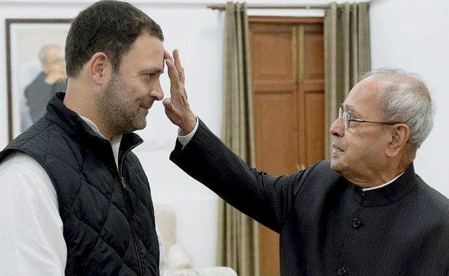 राहुल गांधी का कांग्रेस अध्यक्ष बनना तय, भरा नामांकन, मनमोहन, खड़गे, आजाद सहित सभी नेता रहे उपस्थित