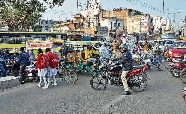 रांची : रोज शाम में लालपुर-कोकर रोड हो रहा जाम, लोग त्रस्त