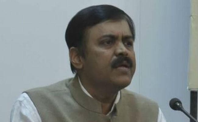 भाजपा ने राहुल गांधी को बताया ''बाबर भक्त'' और ''खिलजी का रिश्तेदार''