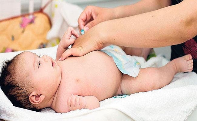 देर तक डायपर पहनाने से  हो सकता है यूटीआइ