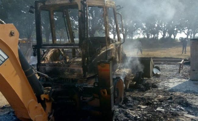 झारखंड : गुमला में पीएलएफआइ के वर्चस्व वाले इलाके में अपराधियों ने मचाया उत्पात, कैंप ध्वस्त