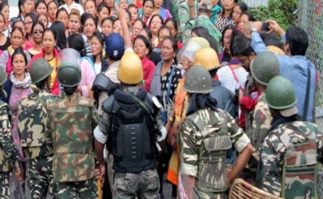 पूरे पहाड़ पर मना छठी अनुसूची समझौता दिवस, स्व घीसिंग को दी गयी श्रद्धांजलि, गोरखालैंड अलग राज्य की मांग दोहरायी
