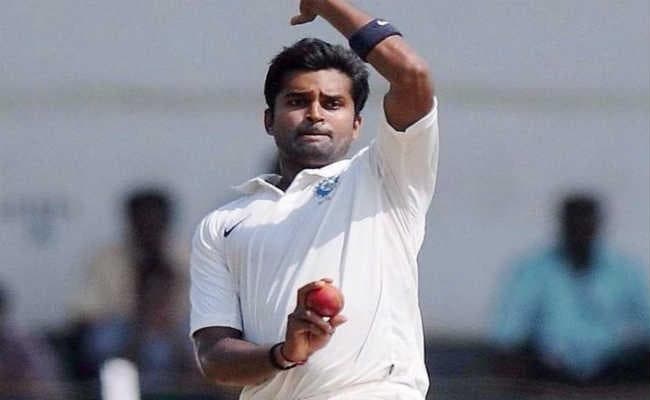 रणजी ट्रॉफी में विनय कुमार ने हैट्रिक लेकर कुंबले के रिकॉर्ड की बराबरी की