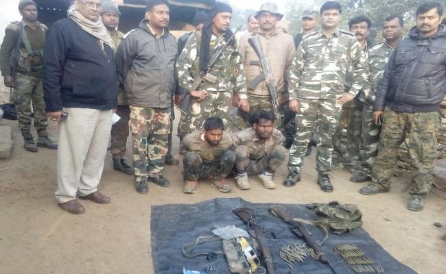 Hazaribagh : चरही मुठभेड़, JJMP के दो एरिया कमांडर समेत 3 नक्सली गिरफ्तार, एक घायल, देखें VIDEO