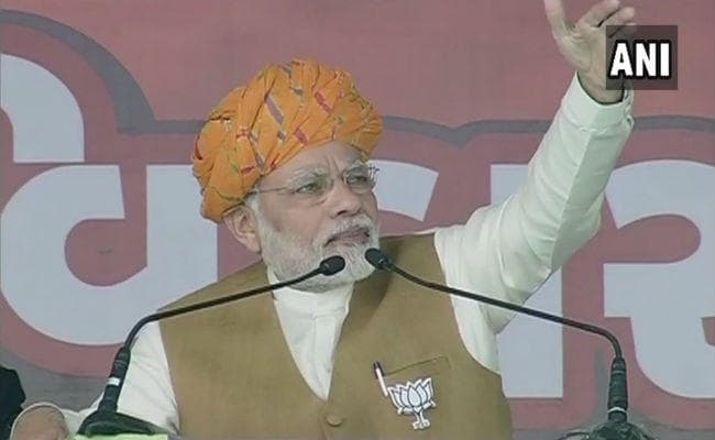 VIDEO: बोले पीएम मोदी- क्या मेरी सुपारी देने के लिए पाकिस्तान गये थे मणिशंकर अय्यर ?