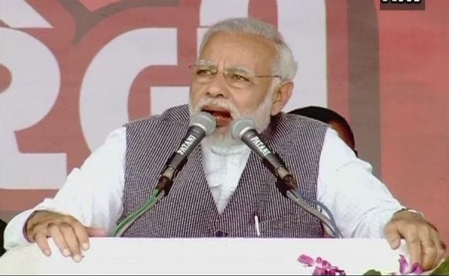 PM MODI ने पालनपुर की रैली में पूछा- गुजरात चुनाव में पाकिस्तान क्यों हस्तक्षेप कर रहा है ?