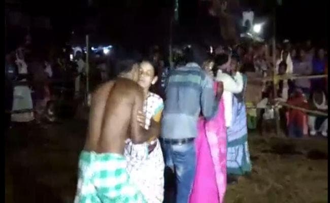 खुलेआम चुंबन की प्रतियोगिता आदिवासियों की परंपरा नहीं, अल्ट्रामॉर्डन संस्कृति का असर : शिशिर टुडू