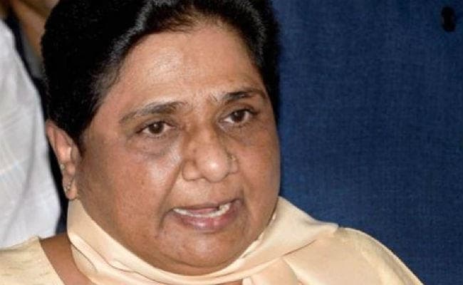 BJP-RSS दलितों का शोषण रोकें, नहीं तो समर्थकों संग अपना लूंगी बौद्ध धर्म : मायावती