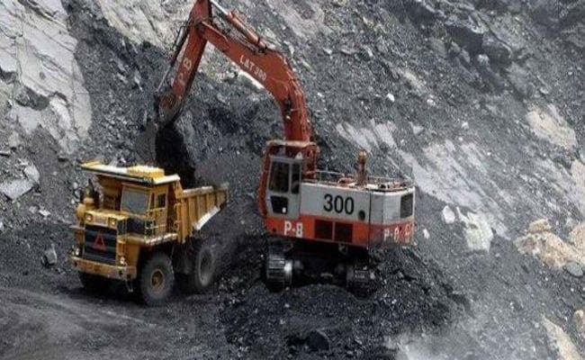मुख्यमंत्री की पहल से कोल परियाेजना हुई चालू, ढाई माह से बंद खदान से कोयला खनन शुरू