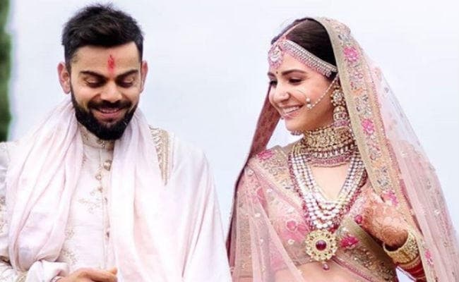 अब हुई ना रियल ''रब ने बना दी जोड़ी...'', सितारों ने ऐसे दी विराट-अनुष्का को बधाई