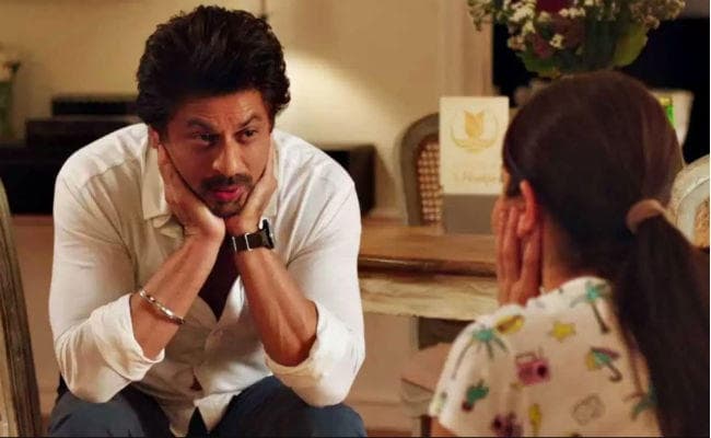 इटली में विराट संग ब्‍याह रचा रही थीं अनुष्‍का शर्मा, मुंबई में शाहरुख का था हाल बेहाल