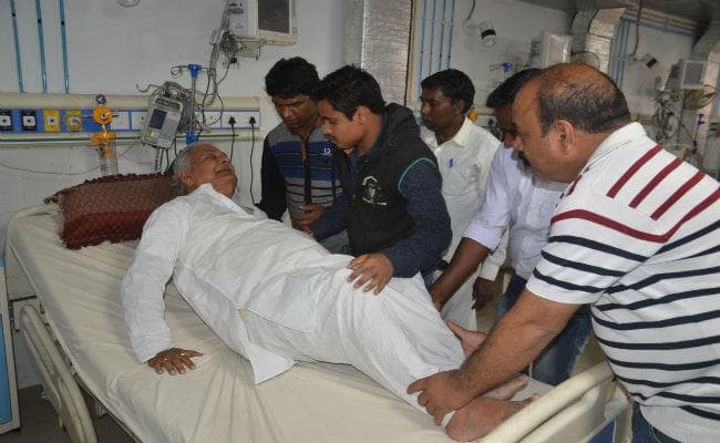 धनबाद : न्यायिक हिरासत में अस्पताल से सात घंटे गायब रहे समरेश, छह पुलिसकर्मी निलंबित