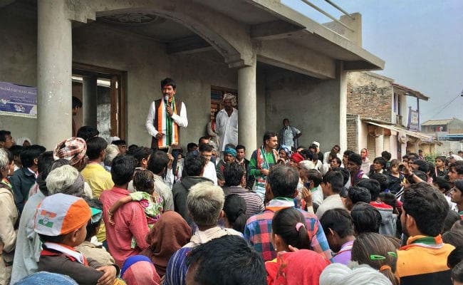 बोले अल्पेश- पहले काले थे मोदी, करोड़ों के विदेशी मशरूम खाकर हुए टमाटर जैसे लाल, देखें भाजपा का जवाब