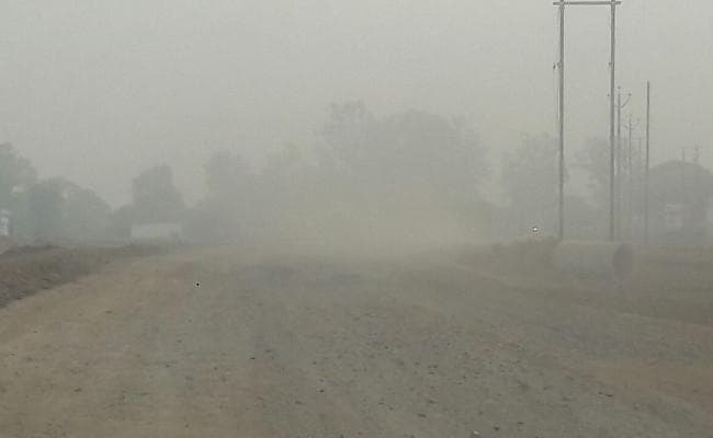 Jharkhand : चतरा की चार खदानों से बिना अनुमति कोयला निकाल रहा सीसीएल, प्रदूषण रोकने के भी नहीं कर रहा उपाय