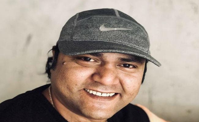 मैं चांद हूं, हर रोज़ मेरा रूप अलग होता है : गीत चतुर्वेदी