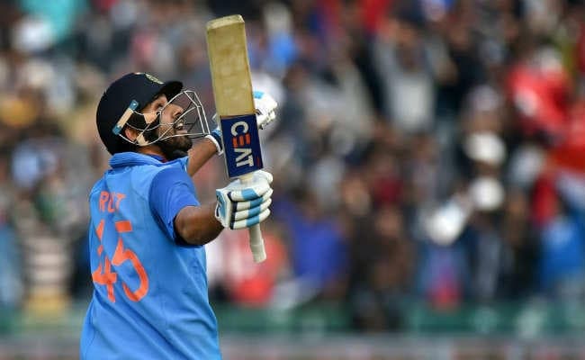 रोहित के तूफान में उड़ा श्रीलंका, भारत ने 141 रन से जीता मोहाली वनडे, सीरीज 1-1 से बराबर