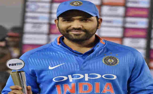 ओपनर बनने के बाद चमका रोहित शर्मा का बल्ला, मोहाली में लिखी रिकार्डों की नयी इबारत