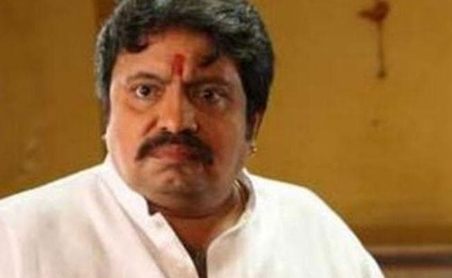 जब गोविंदा ने नीरज वोरा को मार दिया था थप्‍पड़, जानें एक्‍टर-डायरेक्‍टर के बारे में ये खास बातें...