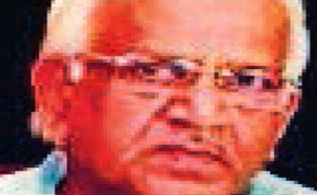 फिल्म में गाना गायेंगे बिजली मंत्री शोभनदेव