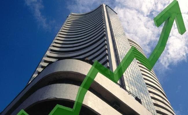 एक्जिट पोल के संकेतों से झूमा शेयर बाजार, सेंसेक्स 216 व निफ्टी 81 अंक चढ़ा