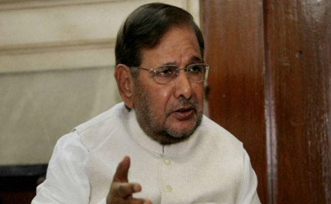 बिहार : संसद का शीतकालीन सत्र में शरद की सदस्यता खत्म करने पर हंगामा