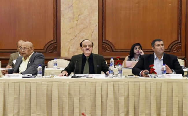 बीसीसीआई द्वारा आयोजित डीआरएस कार्यशाला में अंपायरों ने लिया भाग