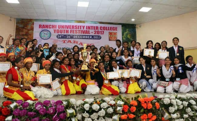 रांची विश्वविद्यालय अंतर महाविद्यालय युवा महोत्सव का समापन