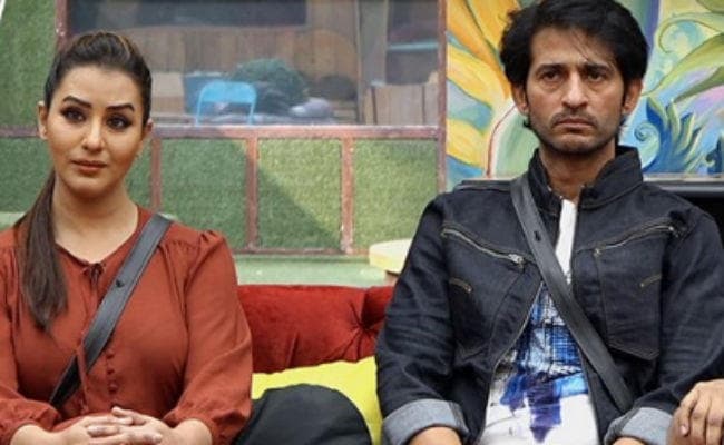 Bigg Boss 11: इस सदस्‍य की दगाबाजी ने हितेन को भी चौंकाया