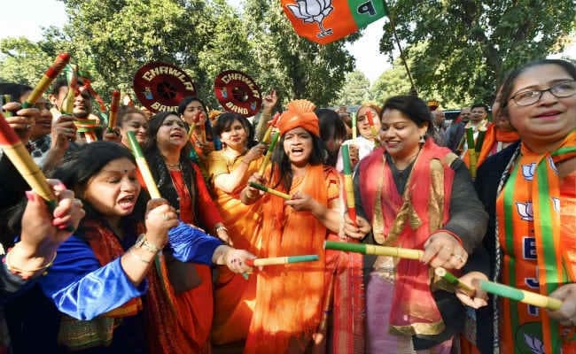 जानें, गुजरात चुनाव में क्या है धुरंधरों का हाल