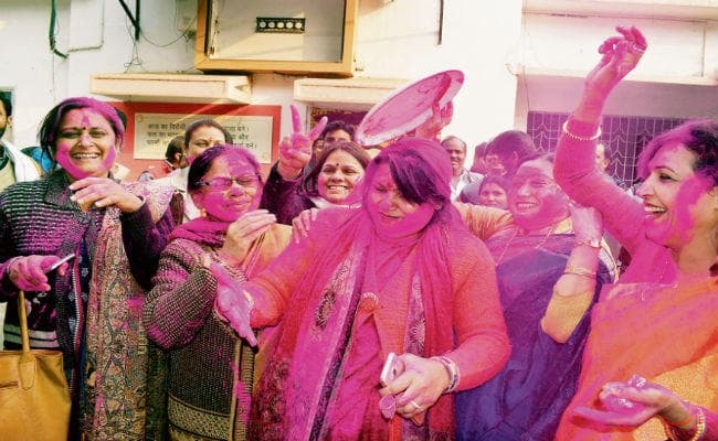 गुजरात-हिमाचल में भाजपा की जीत पर बिहार में कुछ ऐसे मना जश्न