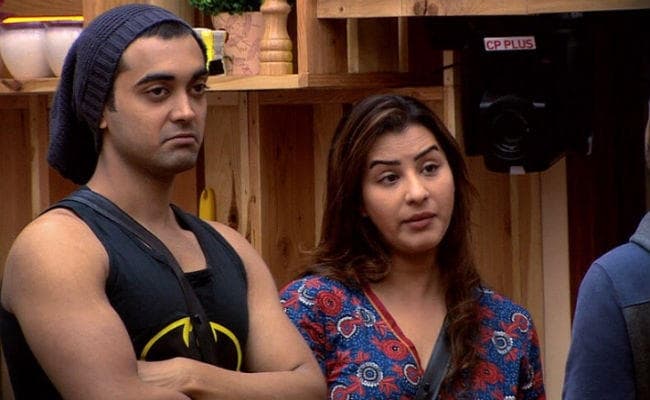 Bigg Boss 11: फूटा बिग बॉस का गुस्‍सा, एक सदस्‍य को छोड़ बाकी सभी घरवाले नॉमिनेट