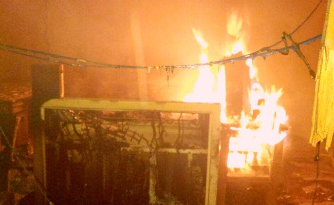 बिहार : रेलवे स्टेशन पर नक्सली हमला, ASM व पोर्टर अगवा, रेलकर्मियों की रिहाई के लिए सर्च ऑपरेशन शुरू, वीडियो