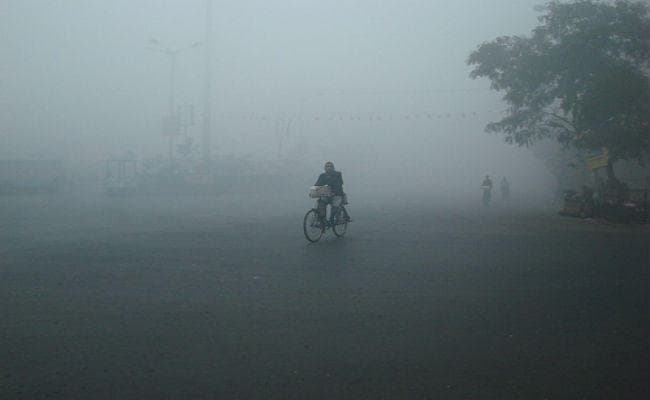 सभी महानगरों से ज्यादा जहरीली हुई कोलकाता की हवा, दिल्ली से भी हाल बुरा