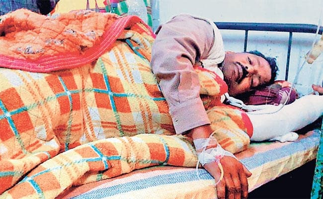 जमीन विवाद को लेकर चार भाइयों पर हमला, सालिसी सभा में एक की हाथ काटने की कोशिश