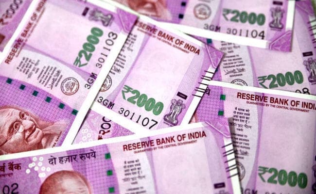 SBI रिपोर्ट में हुआ खुलासा - 2000 के नोटों की सप्लाई बंद कर सकता है RBI