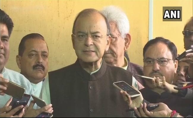 LIVE :  कोर्ट फैसले के बाद टू जी पर राजनीतिक घमासान शुरू, कांग्रेस बोली - जेटली झूठों के सरदार