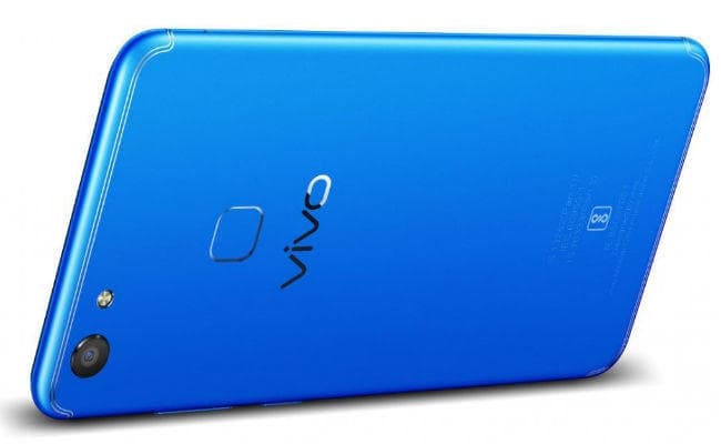 4GB रैम, 24MP कैमरा वाला Vivo V7 आया नये अवतार में, जानें खूबियां...!