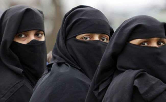 केरल में दी गयी सलाह, मुसलमान डॉक्टर महिला मरीज को ना छुएं, रेडक्रॉस गैरइस्लामिक