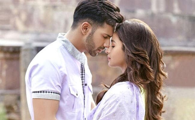 अलविदा 2017: क्‍या आपने देखी इस साल की ये 10 ''ट्रेडिंग'' फिल्‍में