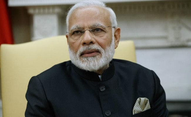 ''डॉक्टरों का तनाव समझने के लिए PM नरेंद्र मोदी एक दिन डॉक्टर का जीवन जीएं''