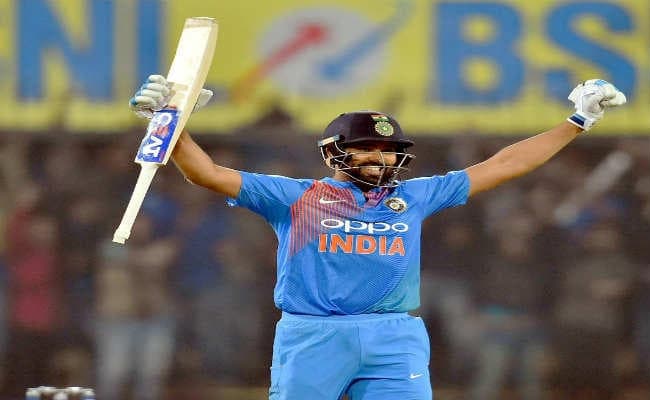 रोहित शर्मा ने एक कैलेंडर ईयर में 65 छक्का जड़ बनाया वर्ल्ड रिकॉर्ड